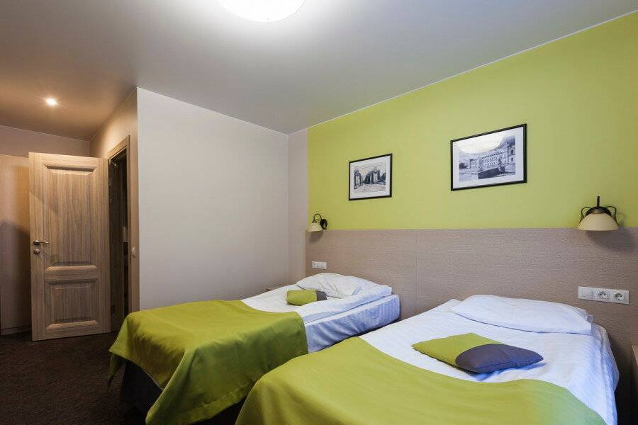 Фотографии номера Стандартный двухместный номер в Гостинице Приорат Гатчина