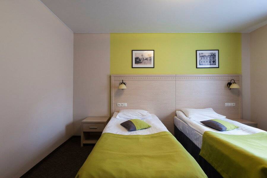 Фотографии номера Стандартный двухместный номер в Гостинице Приорат Гатчина